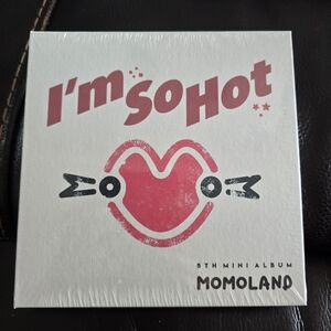 K-Pop MOMOLAND 5th mini album 'Show Me' Sealed Mint Condition USA Seller